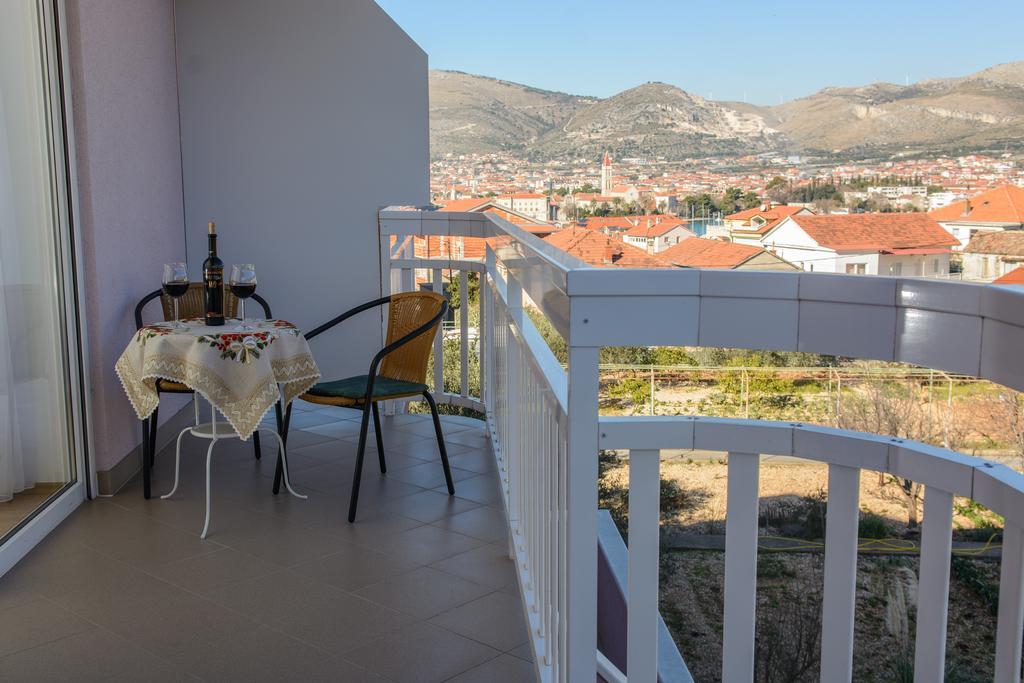 Apartments Mijo Trogir Bilik gambar