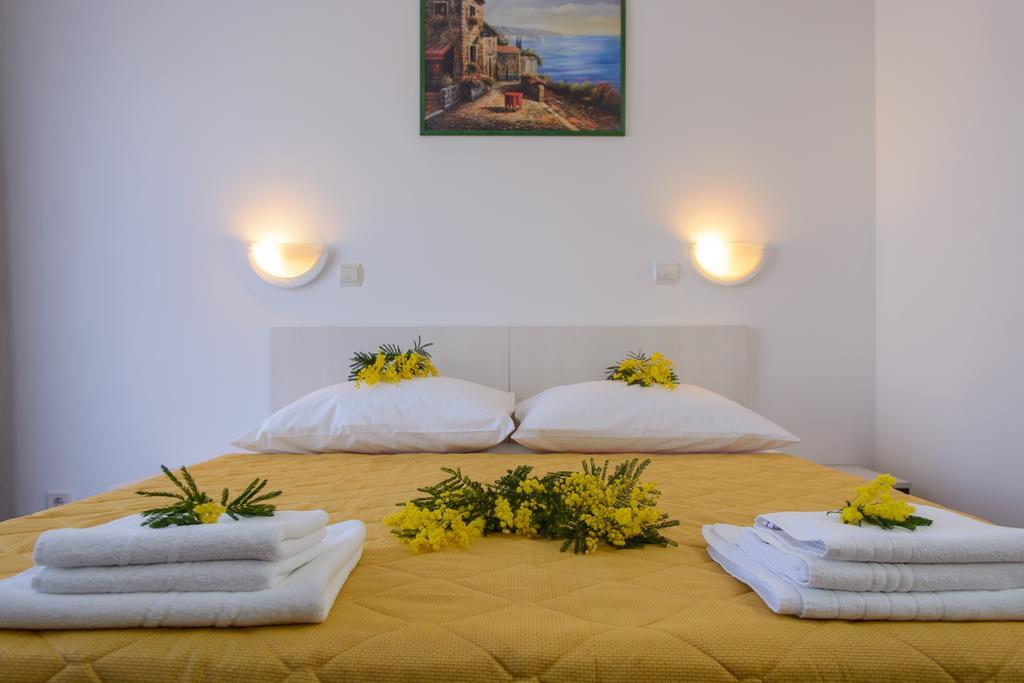 Apartments Mijo Trogir Bilik gambar