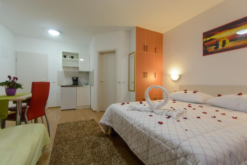 Apartments Mijo Trogir Bilik gambar