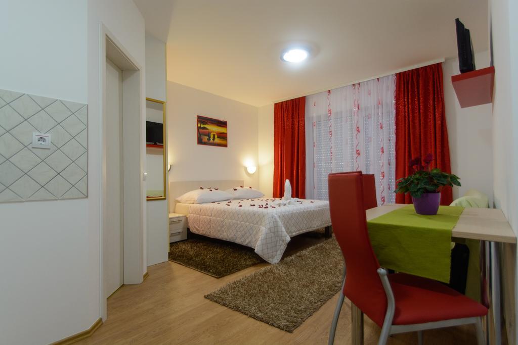 Apartments Mijo Trogir Bilik gambar