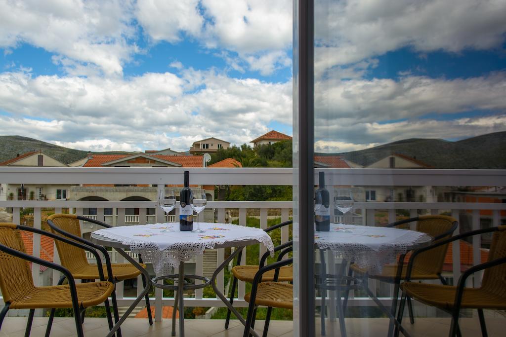 Apartments Mijo Trogir Bilik gambar