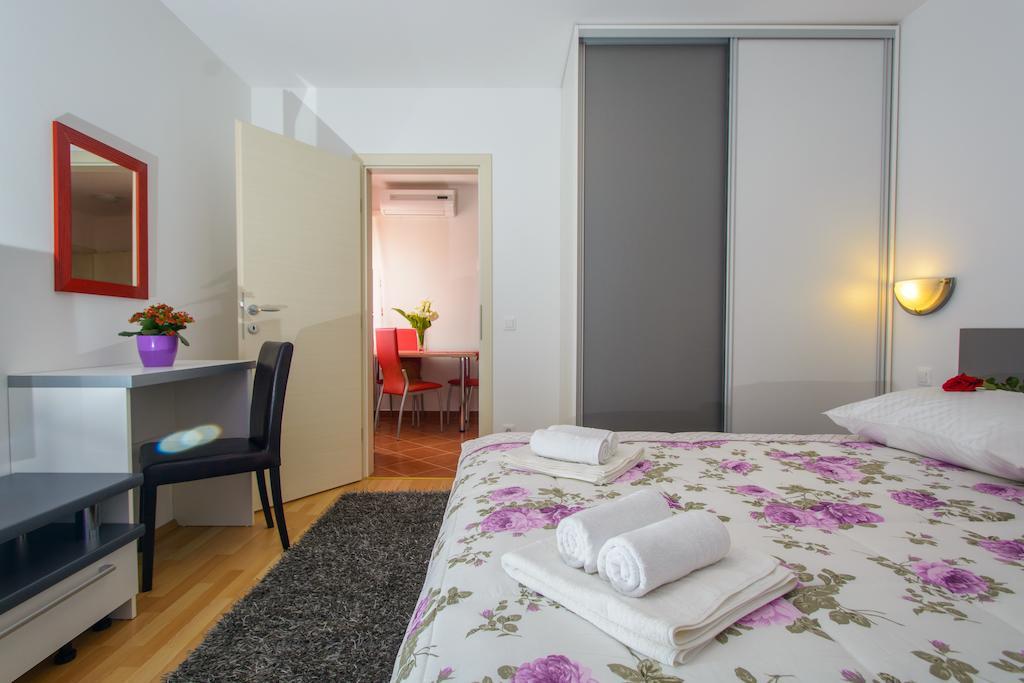 Apartments Mijo Trogir Bilik gambar