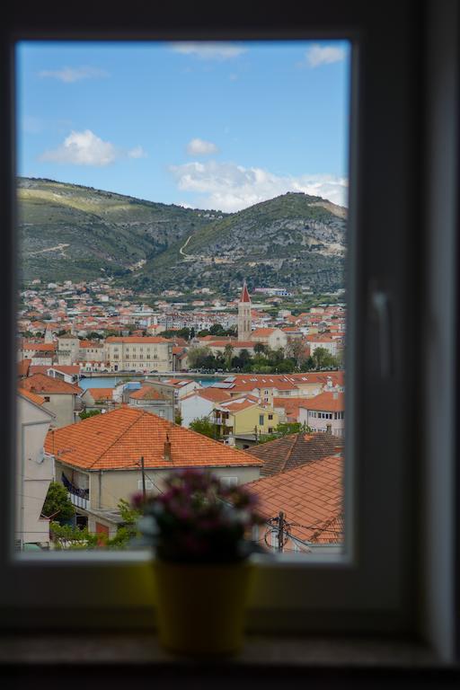 Apartments Mijo Trogir Bilik gambar