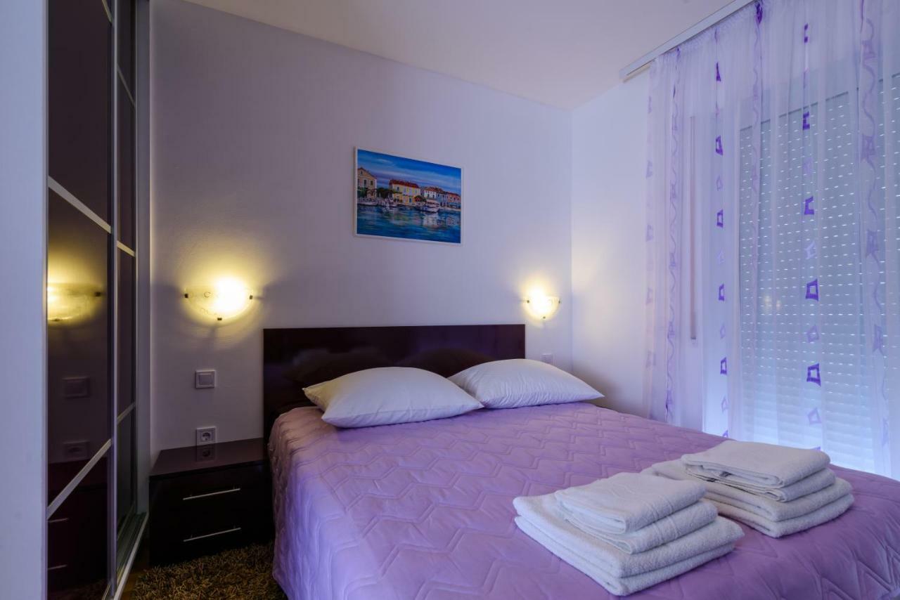 Apartments Mijo Trogir Luaran gambar